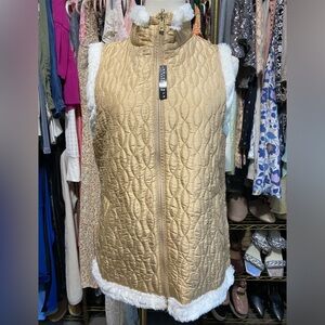 Casual Identity Reversible Vest Gold and Cream Size Medium